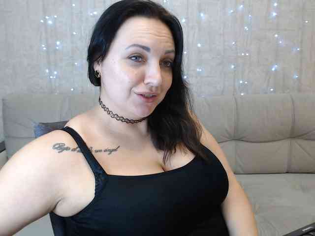 JenniferTheChic webcam