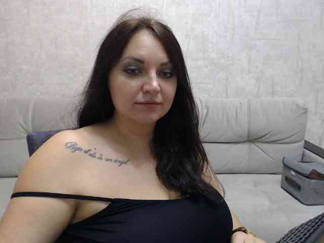 JenniferTheChic webcam