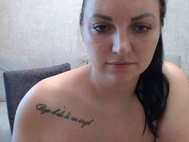JenniferTheChic webcam
