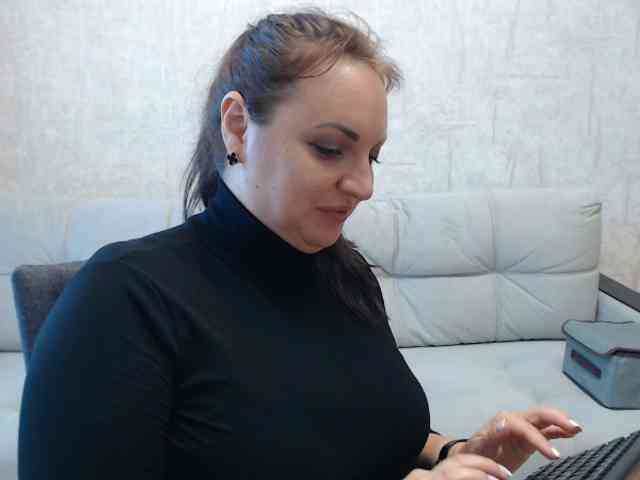 JenniferTheChic webcam