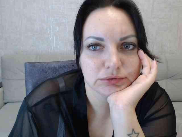 JenniferTheChic webcam