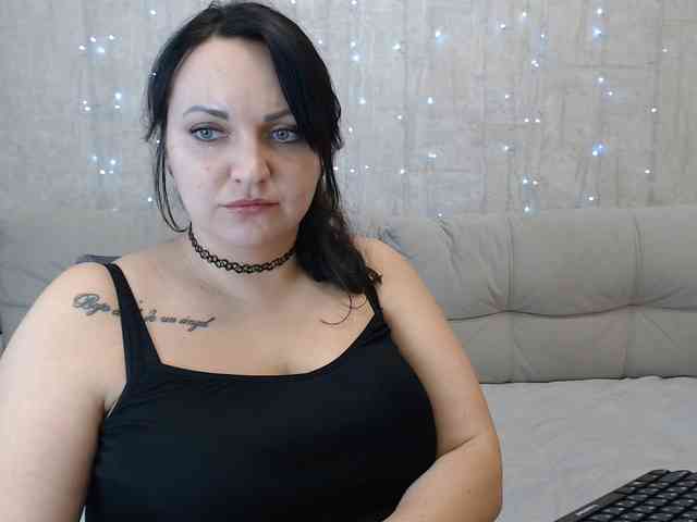 JenniferTheChic webcam