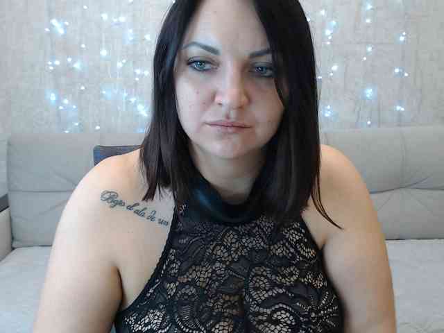 JenniferTheChic webcam