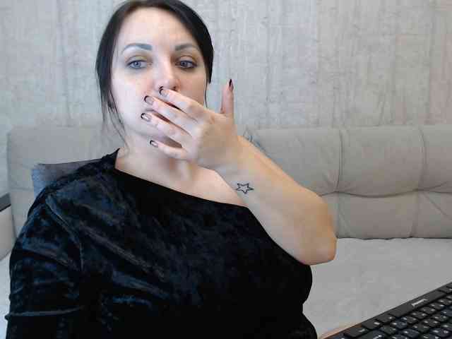 JenniferTheChic webcam