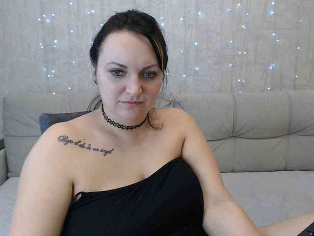 JenniferTheChic webcam
