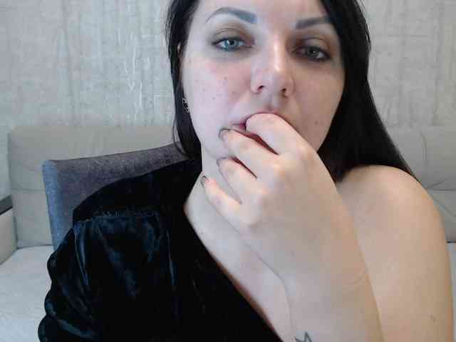 JenniferTheChic webcam