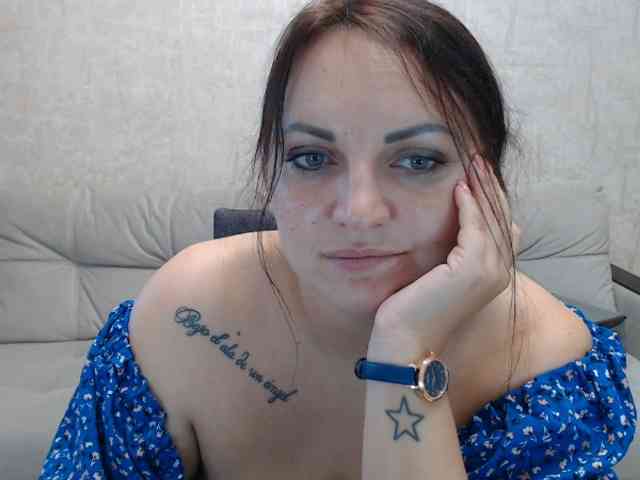 JenniferTheChic webcam