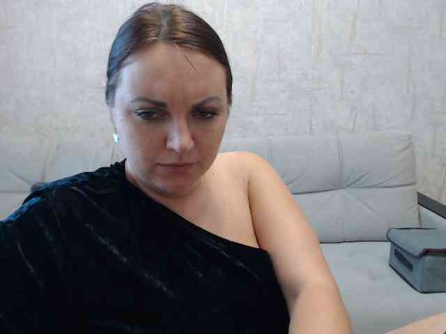 free online sex chat AngelinaCute