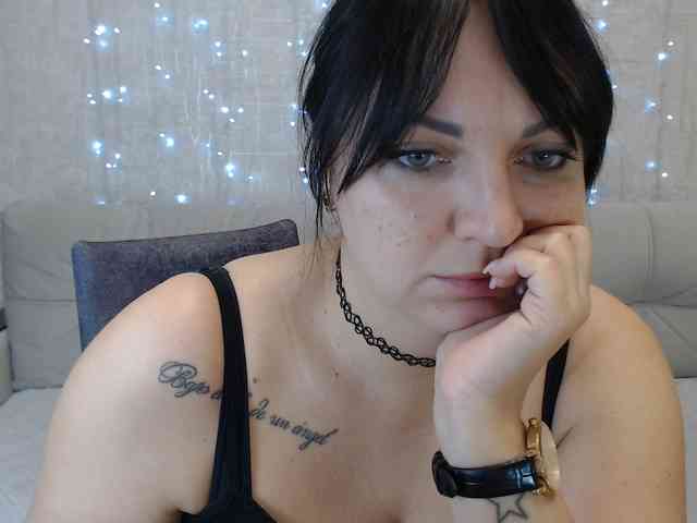 JenniferTheChic webcam