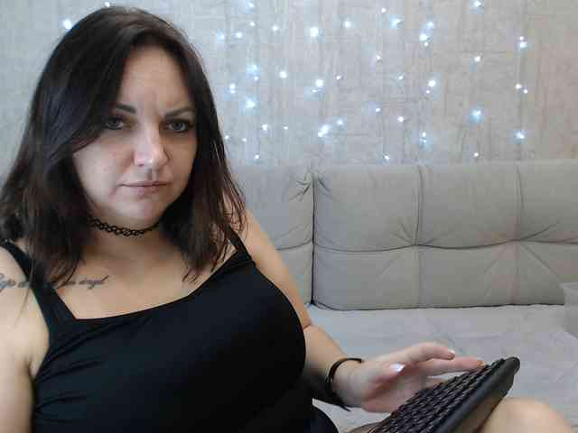 JenniferTheChic webcam