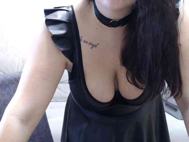 JenniferTheChic webcam