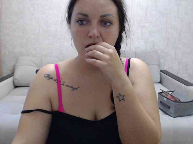 JenniferTheChic webcam