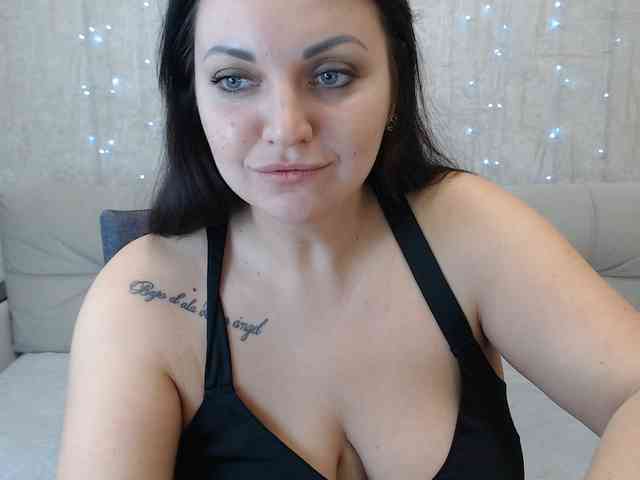 JenniferTheChic webcam