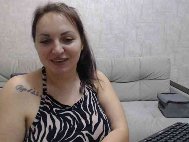 JenniferTheChic webcam