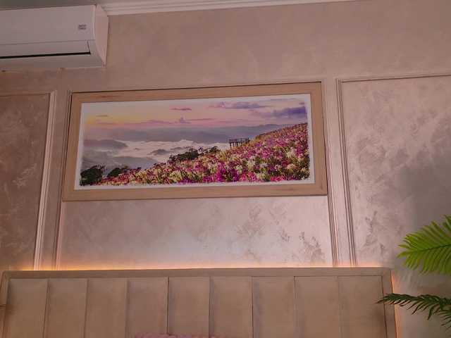 sereneloving's BongaCams show and profile