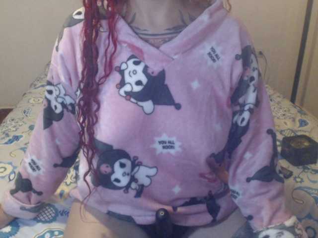 lucy-dreams69's BongaCams show and profile