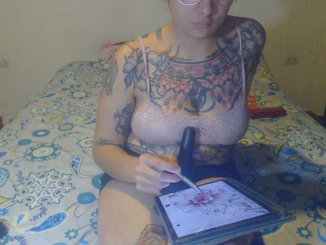 lucy-dreams69's BongaCams show and profile