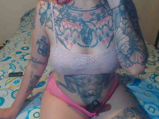 Lucy_tattoodreams webcam