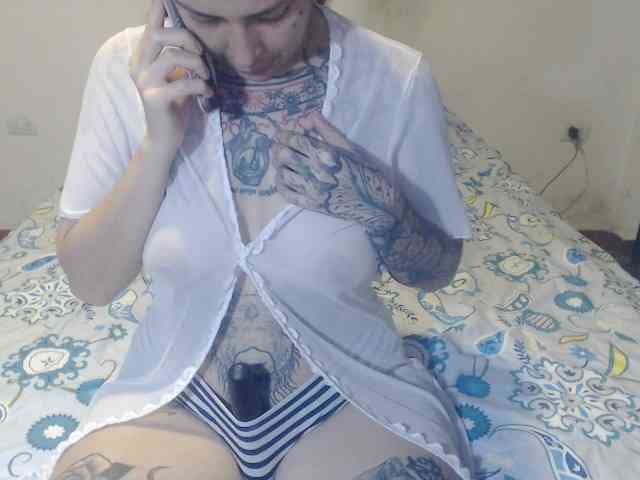 Lucy_tattoodreams webcam