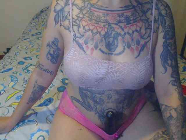 Lucy_tattoodreams webcam