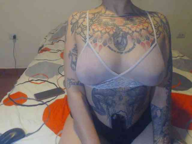 Lucy_tattoodreams webcam