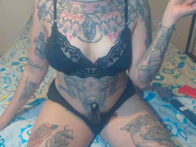 Lucy_tattoodreams webcam