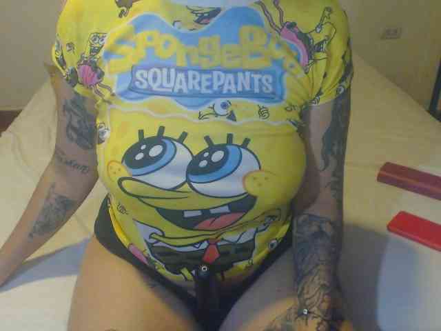 Lucy_tattoodreams webcam