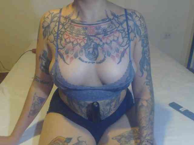 Lucy_tattoodreams webcam