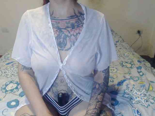 Lucy_tattoodreams webcam