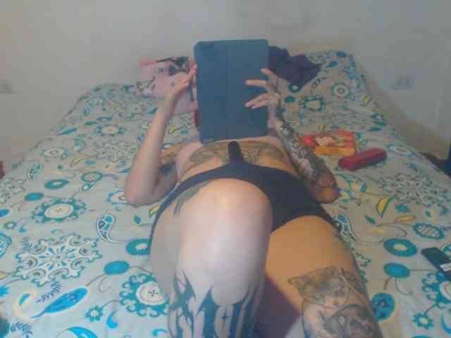 Lucy_tattoodreams webcam