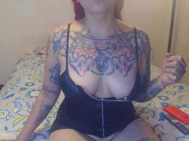 Lucy_tattoodreams webcam
