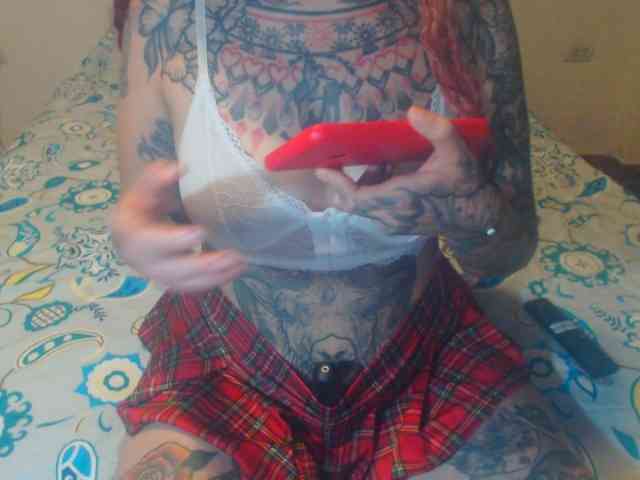 Lucy_tattoodreams webcam