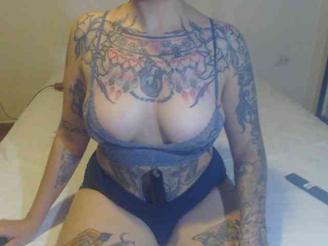 Lucy_tattoodreams webcam