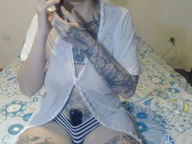 Lucy_tattoodreams webcam