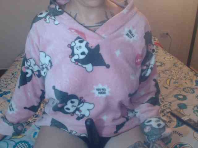 Lucy_tattoodreams webcam