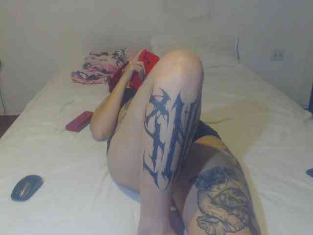 Lucy_tattoodreams webcam