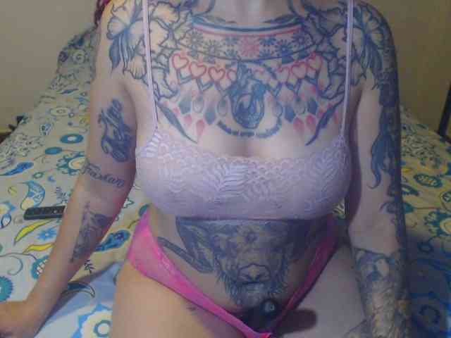 Lucy_tattoodreams webcam