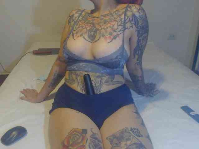 Lucy_tattoodreams webcam