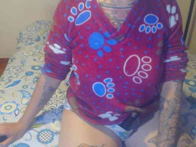 Lucy_tattoodreams webcam