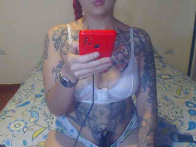 Lucy_tattoodreams webcam