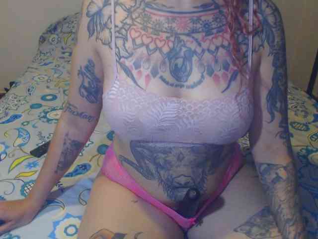 Lucy_tattoodreams webcam