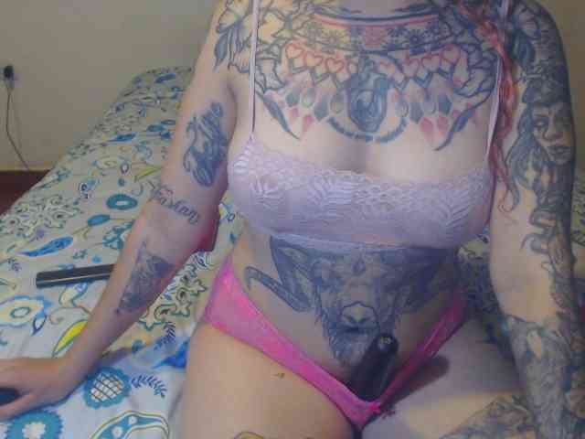 Lucy_tattoodreams webcam