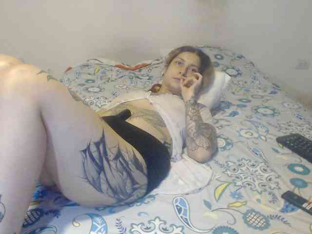 Lucy_tattoodreams webcam