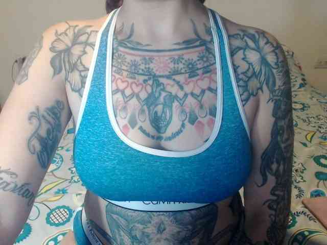 Lucy_tattoodreams webcam
