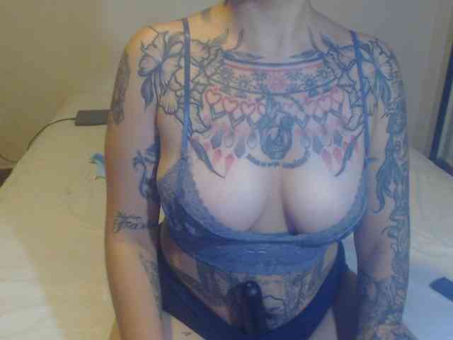 Lucy_tattoodreams webcam