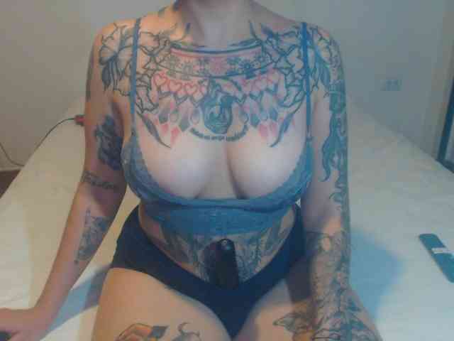 Lucy_tattoodreams webcam