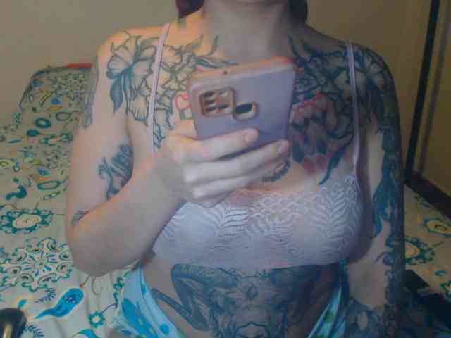 Lucy_tattoodreams webcam