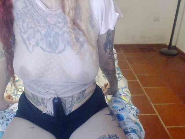 Lucy_tattoodreams webcam