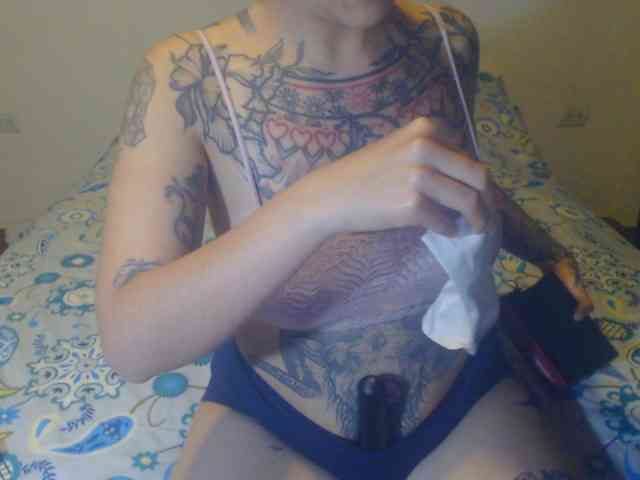 Lucy_tattoodreams webcam