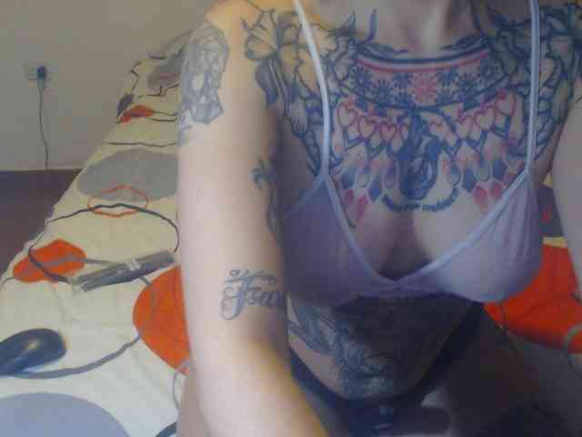 Lucy_tattoodreams webcam